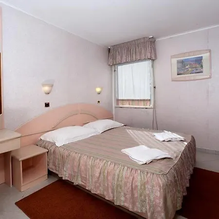 Park Plava Laguna Βίλα *