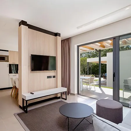 Βίλα Park Plava Laguna Πόρετς