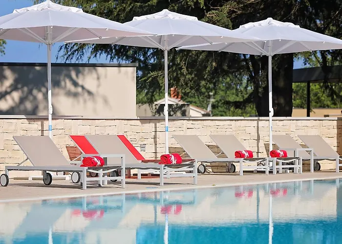 Park Plava Laguna פורץ